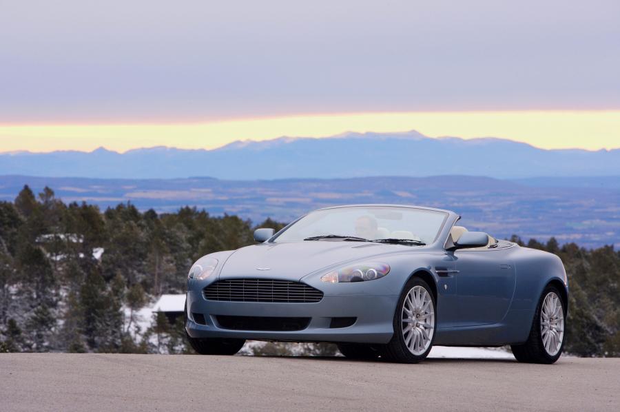  Aston Martin DB9 Volante 2004 года  (UK) (фото 18 из 38)